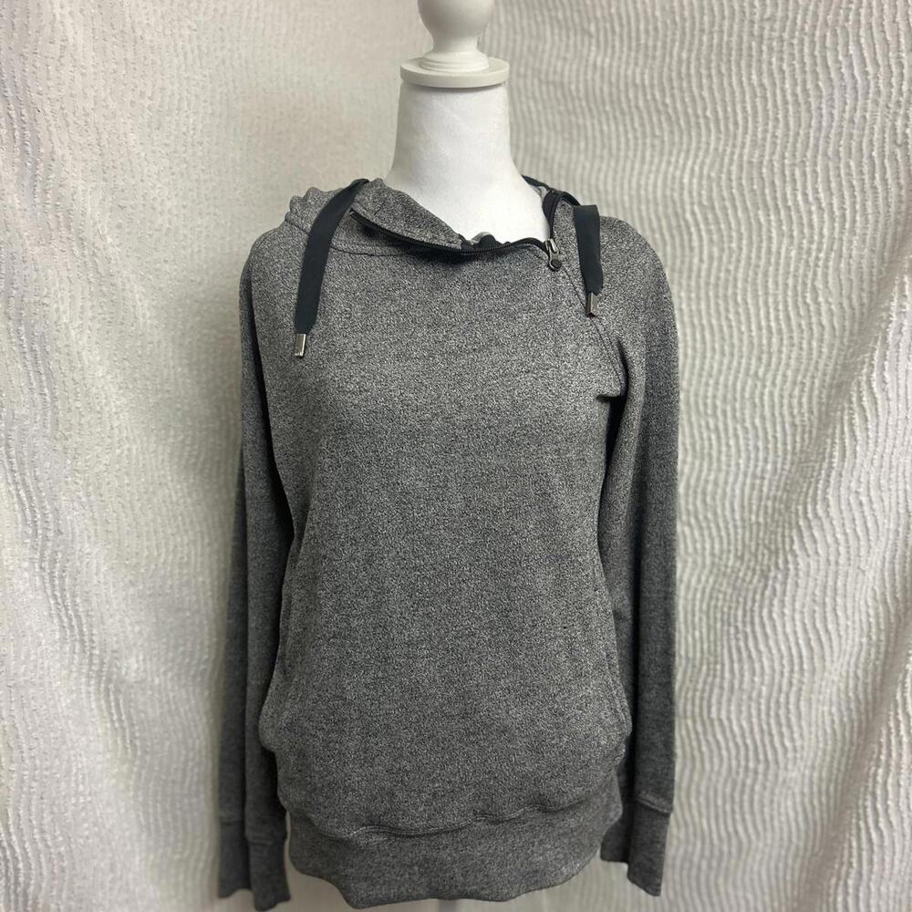 The North Face Heathered Grey M Hoodie Black Drawstrings Streetwear Athleisure